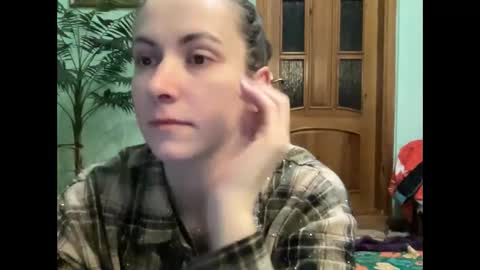 proud sweet 21 online show from 04-28-26, 12:09