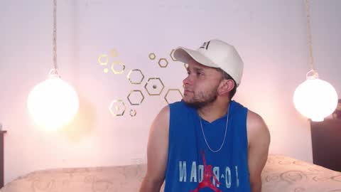 Snapshot of provincute chatting on 09-14-25, 04:00 Adris  Juan online show from 09-14-25, 04:00