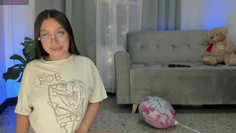    INDEPENDENT MODEL online show from 12-14-24, 06:35