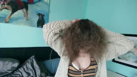 Snapshot of prxscillia_tx chatting on 03-08-26, 04:33 prxscillia_tx online show from 03-08-26, 04:33