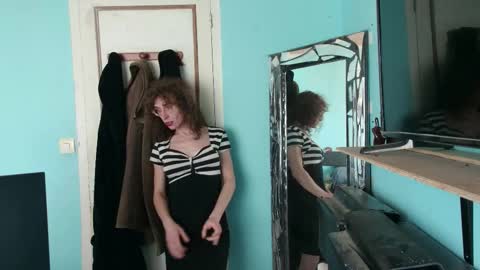 Snapshot of prxscillia_tx chatting on 03-09-26, 03:16 prxscillia_tx online show from 03-09-26, 03:16