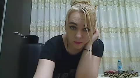 Snapshot of pryncess_sweety chatting on 02-16-25, 06:32 Pryncess sweety online show from 02-16-25, 06:32