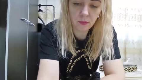 Snapshot of pryncess_sweety chatting on 11-20-25, 07:19 Pryncess sweety online show from 11-20-25, 07:19