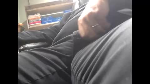 Snapshot of ps2005 chatting on 11-21-25, 09:13 PS2005 online show from 11-21-25, 09:13