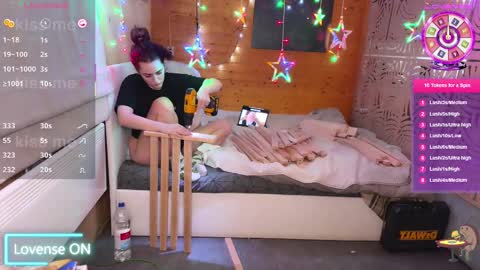 Queen of Pain online show from 02-10-25, 10:09