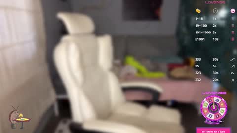 Snapshot of ps6pro chatting on 09-12-25, 01:44 Queen of Pain online show from 09-12-25, 01:44