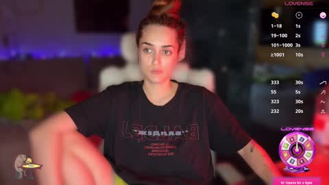 Snapshot of ps6pro chatting on 09-17-25, 01:35 Queen of Pain online show from 09-17-25, 01:35