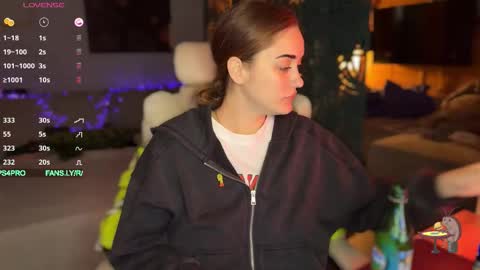 Snapshot of ps6pro chatting on 10-12-25, 12:26 Queen of Pain online show from 10-12-25, 12:26