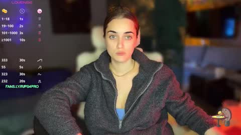 Snapshot of ps6pro chatting on 10-25-25, 08:14 Queen of Pain online show from 10-25-25, 08:14