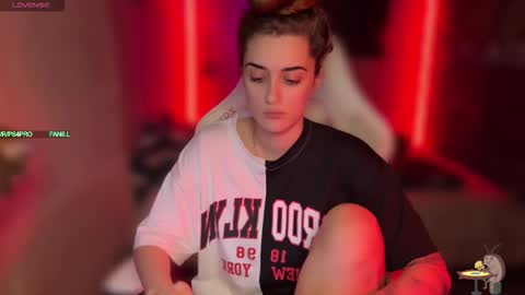 Snapshot of ps6pro chatting on 11-15-25, 06:04 Queen of Pain online show from 11-15-25, 06:04