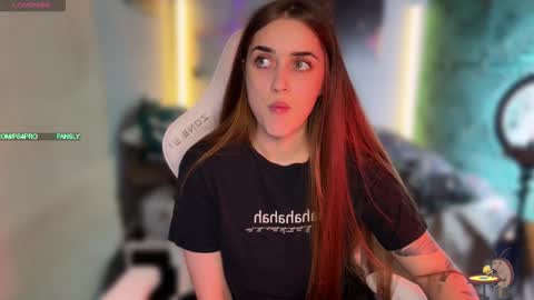 Snapshot of ps6pro chatting on 11-25-25, 10:15 Queen of Pain online show from 11-25-25, 10:15