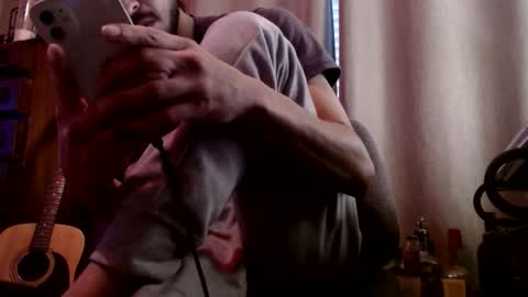 Snapshot of psilocipher chatting on 12-15-25, 11:42 Sk8wave online show from 12-15-25, 11:42