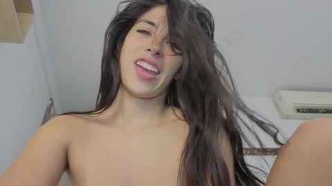 Snapshot of pssiquiss chatting on 03-02-26, 06:37 Katerine online show from 03-02-26, 06:37