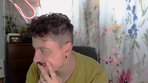 Snapshot of psycho58gbr chatting on 10-20-25, 10:49 psycho58gbr online show from 10-20-25, 10:49