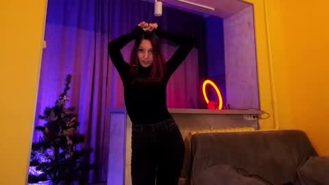 Snapshot of psyheya chatting on 12-27-24, 03:37 LUCY ----- online show from 12-27-24, 03:37