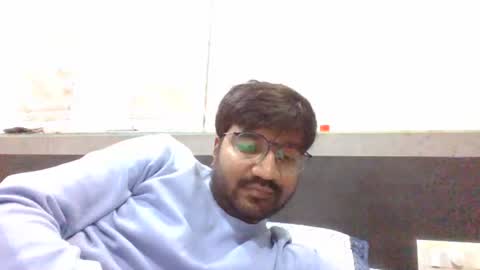 Snapshot of ptl1711 chatting on 12-05-24, 10:01 ptl1711 online show from 12-05-24, 10:01