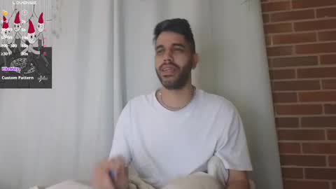 Snapshot of puch16 chatting on 02-11-25, 02:46 Diego online show from 02-11-25, 02:46