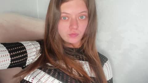 Nayaa Nay 3 online show from 12-17-24, 09:07