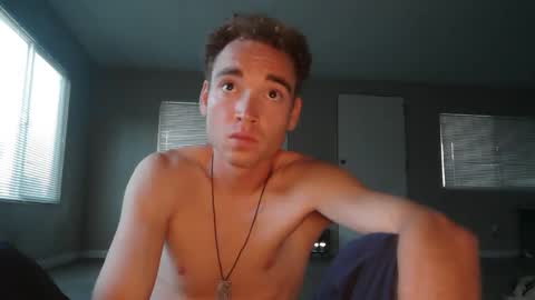 Snapshot of pufftropica chatting on 10-13-25, 12:54 pufftropica online show from 10-13-25, 12:54