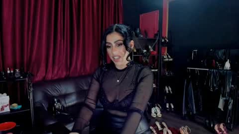 Snapshot of puffy_love chatting on 12-12-24, 07:48 MissPuffyLove online show from 12-12-24, 07:48