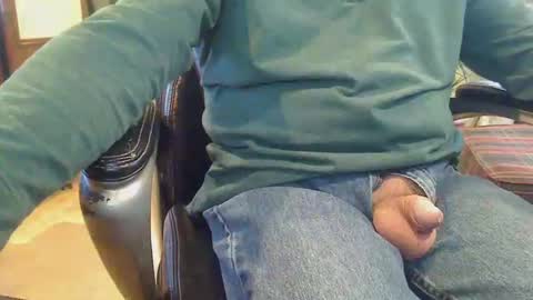 pulltoy1 online show from 01-06-25, 09:00