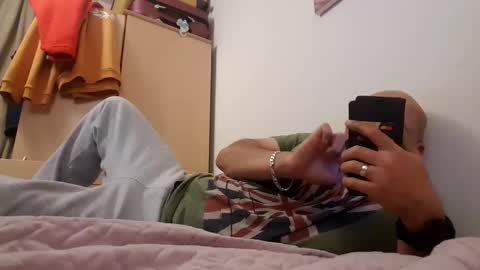 Snapshot of pulpdiction2 chatting on 12-10-24, 06:17 Pulp online show from 12-10-24, 06:17