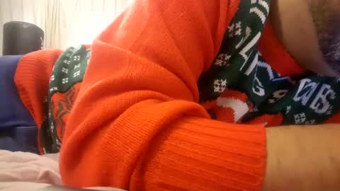 Snapshot of pulpdiction2 chatting on 12-13-24, 11:02 Pulp online show from 12-13-24, 11:02