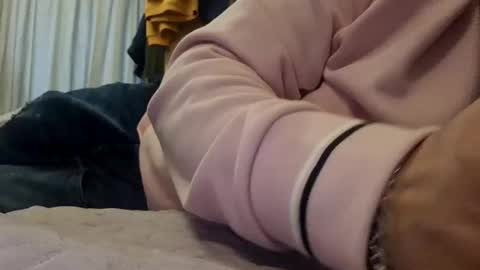 Snapshot of pulpdiction2 chatting on 02-19-25, 04:33 Pulp online show from 02-19-25, 04:33