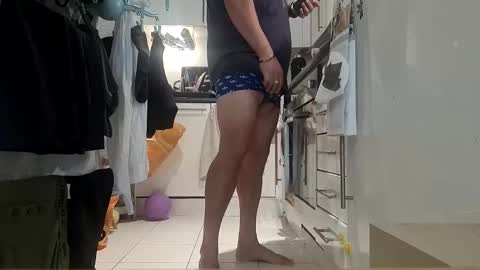 Snapshot of pulpdiction2 chatting on 11-10-25, 08:02 Pulp online show from 11-10-25, 08:02