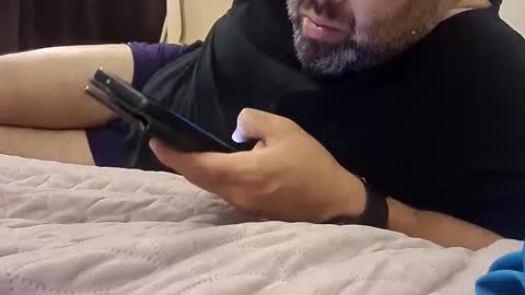 Snapshot of pulpdiction2 chatting on 11-28-25, 05:37 Pulp online show from 11-28-25, 05:37