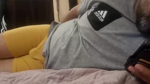 Snapshot of pulpdiction2 chatting on 12-02-25, 04:35 Pulp online show from 12-02-25, 04:35