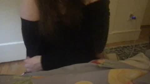 shy chub online show from 10-21-25, 03:18