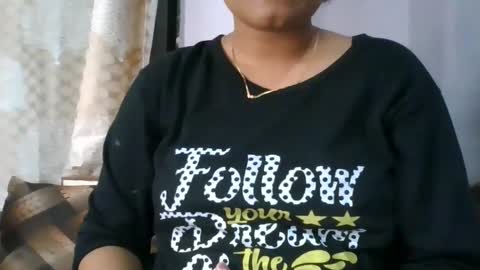 Snapshot of puneripiya chatting on 01-02-25, 01:08 sania 141414 online show from 01-02-25, 01:08