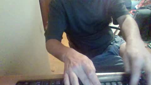 pup_y online show from 09-30-25, 08:36