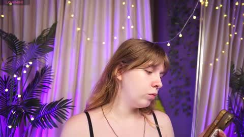 constant schedule Wednesday  Friday  Saturday  Sunday  The Rosemarie online show from 09-10-25, 05:51