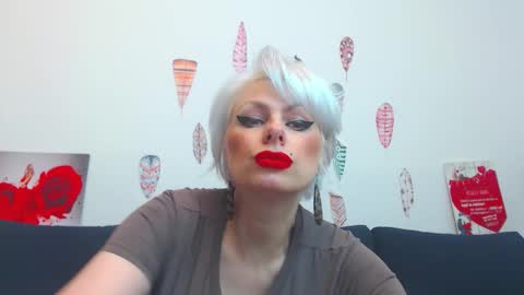 Goldie online show from 01-15-26, 05:23