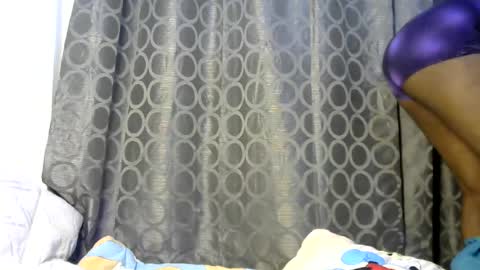 Snapshot of pure_seductive chatting on 07-12-26, 01:24 pure_seductive online show from 07-12-26, 01:24