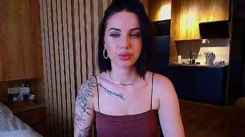 Julia online show from 06-07-26, 12:42