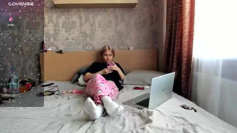 Katty online show from 10-03-25, 12:35