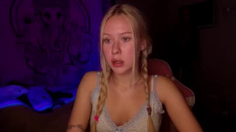 Snapshot of pureeangel chatting on 03-03-26, 07:42 Megan online show from 03-03-26, 07:42