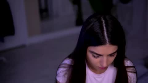 Emily online show from 11-02-25, 04:15