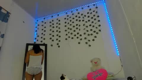 Snapshot of purefire2000 chatting on 10-11-25, 10:25 purefire2000 online show from 10-11-25, 10:25