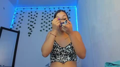 Snapshot of purefire2000 chatting on 11-15-25, 10:12 purefire2000 online show from 11-15-25, 10:12