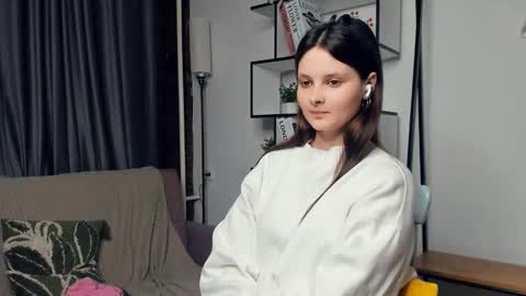 Snapshot of puremelody chatting on 10-06-25, 09:45 puremelody online show from 10-06-25, 09:45