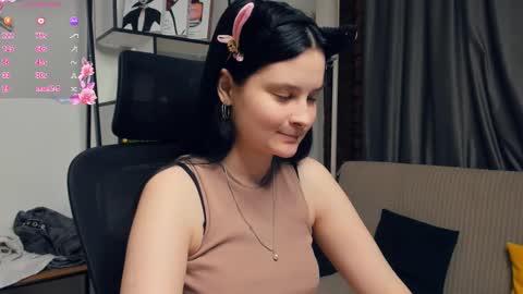 Snapshot of puremelody chatting on 10-21-25, 09:26 puremelody online show from 10-21-25, 09:26