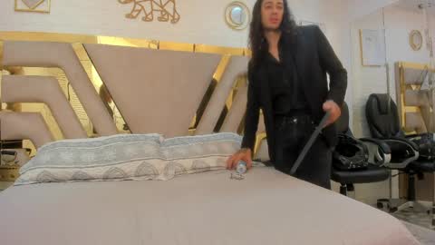 Experienced guys  online show from 04-10-26, 05:17