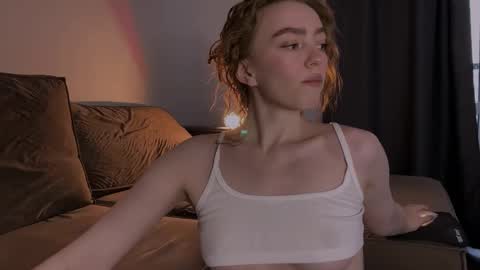 Marie online show from 03-01-25, 10:55