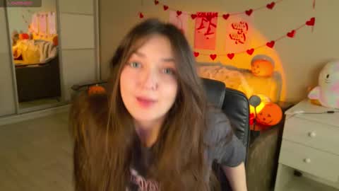 Bella online show from 11-04-25, 05:17