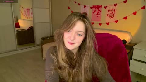 Bella online show from 12-04-25, 05:39