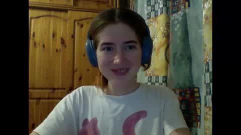 purple_cat55 online show from 12-31-24, 08:23